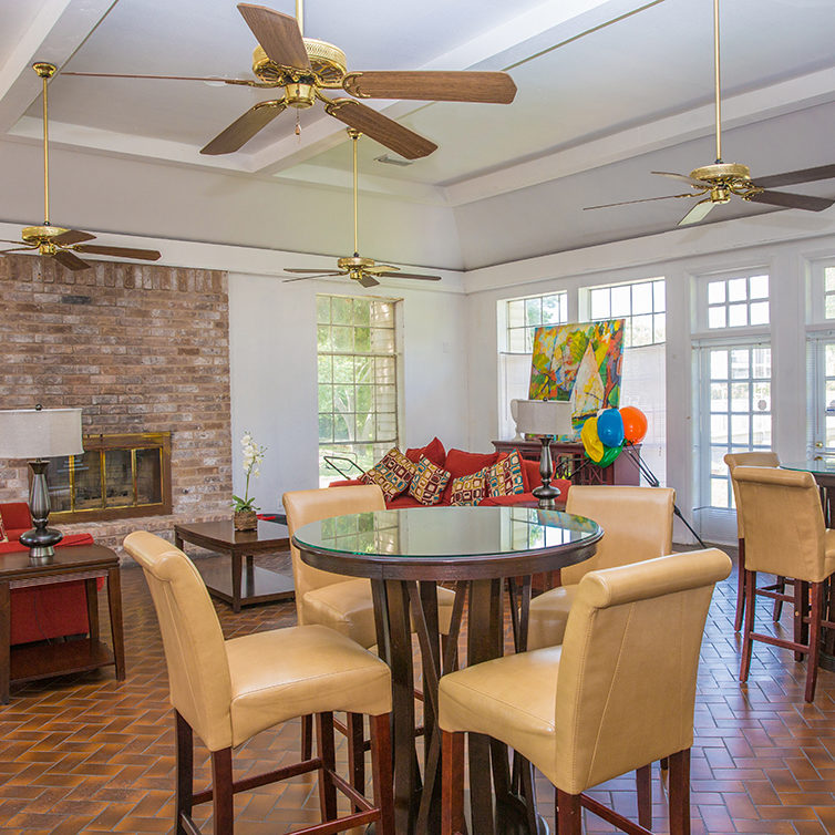 Cross Creek Apartments