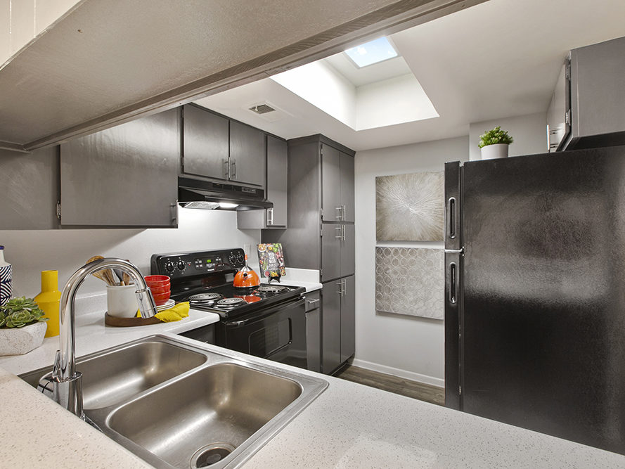 The Life at Castle Hills Apartments