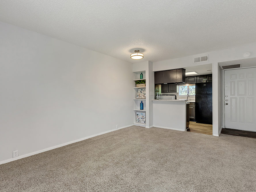 The Life at Castle Hills Apartments